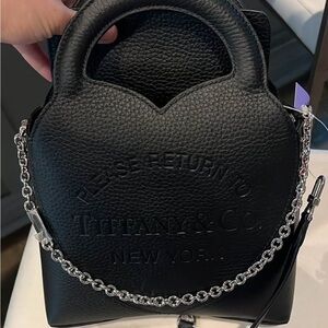 Return to Tiffany & Co. Black Leather heart Bag with Silver Chain